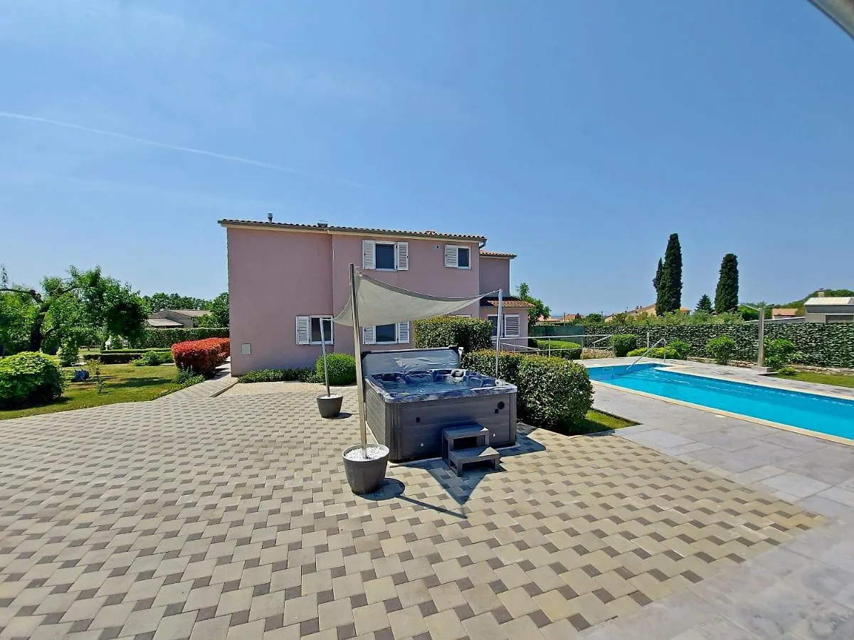 Holiday home Villa Mattea